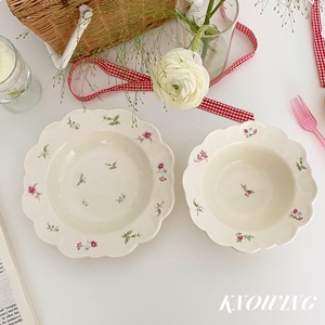Bohemian Porcelain 8-Inch Flower Dessert Plate for Home Party Use-Eco-Friendly Fruit Salad Bowl - Product Image 3