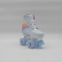 Chaussures de patin à roulettes clignotantes de niveau professionnel semelle en cuir de roue en PU avec caractéristiques à talon bas