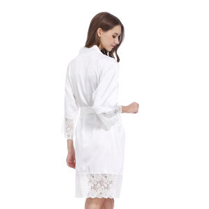 Vente en gros <span class=keywords><strong>de</strong></span> chemises <span class=keywords><strong>de</strong></span> <span class=keywords><strong>nuit</strong></span> en satin <span class=keywords><strong>de</strong></span> luxe <span class=keywords><strong>de</strong></span> haute qualité avec dentelle, vêtements <span class=keywords><strong>de</strong></span> détente élégants <span class=keywords><strong>et</strong></span> sexy pour femmes, <span class=keywords><strong>peignoir</strong></span> <span class=keywords><strong>assorti</strong></span>, robe <span class=keywords><strong>de</strong></span> mariée, demoiselle d'honneur - Product Image 4