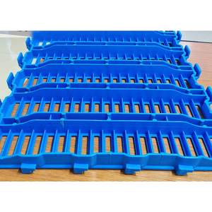 Precio al por mayor Material de PP Tamaños y colores personalizados Suelo de listones de plástico para cerdos - Product Image 5