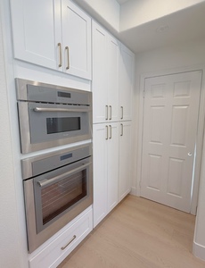 Ensemble complet d'armoires de cuisine américaines classiques de style Shaker avec quincaillerie à fermeture douce <span class=keywords><strong>NAF</strong></span> écologique pour la rénovation de la maison USA - Product Image 2