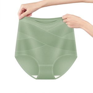 Braguitas de cintura alta cruzadas de algodón y elastano con control de abdomen y levantamiento de cadera para mujer, color liso: negro, tono piel, aguacate - Product Image 5