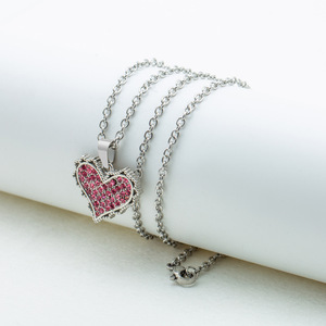 Collar con colgante de acero inoxidable en forma de corazón con diamantes de imitación rosas para mujer, regalo - Product Image 4