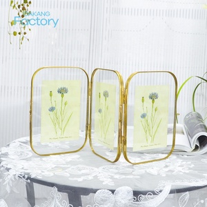 <span class=keywords><strong>3</strong></span> khung kính mở Album ảnh Phụ kiện khung Ảnh hồ quang đồng ép hoa vàng ba khung hình gấp 4x6 - Product Image 2