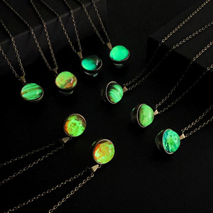 Collares Colgantes Retro de Moda con <span class=keywords><strong>Ocho</strong></span> <span class=keywords><strong>Planetas</strong></span>, Tierra <span class=keywords><strong>y</strong></span> <span class=keywords><strong>Sol</strong></span>, Luminosos, de Doble Cara, para Parejas, Hombre <span class=keywords><strong>y</strong></span> Mujer, Venta al por Mayor 2026 - Product Image 3