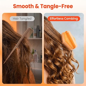 Brosse de massage du cuir chevelu en silicone légère et anti-emmêlement avec sangle de maintien facile, brosse à shampoing portable pour le lavage des cheveux en voyage - Product Image 3
