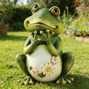 รูปปั้นกบเรซิ่นนั่งอยู่ในสวน - Product Image 4