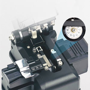 Coupe-<span class=keywords><strong>fibre</strong></span> haute précision CLV100E Réinitialisation automatique pour FTTH Coupe-câble à épissure à froid avec rail coulissant droit - Product Image 2
