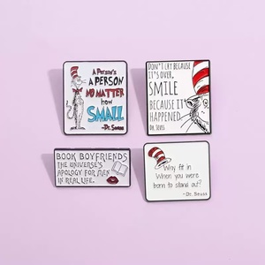 Al por mayor, Pin de metal de moda con diseño de <span class=keywords><strong>mago</strong></span> de dibujos animados, sombrero de <span class=keywords><strong>mago</strong></span> de gato y alfabeto lindo, accesorios promocionales para ropa - Product Image 2