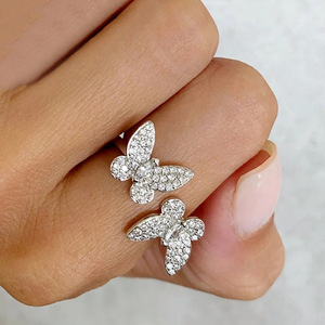 Elegante Anello Aperto Regolabile a Farfalla, Stile Coreano Minimalista, Gioielli da Donna alla Moda, per Uso Quotidiano, Regalo Chic - Product Image 4