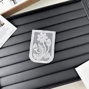 Aangepaste Witte Geborduurde Zak <span class=keywords><strong>Patch</strong></span>, Decoratieve Kanten Zak Voor Jurken, Uniformen, Hanfu, Performance Kostuums - Product Image 2