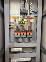 Boîtier de distribution ATS à double alimentation, interrupteur de transfert automatique 630A 400V IP54 pour l'alimentation électrique des bâtiments