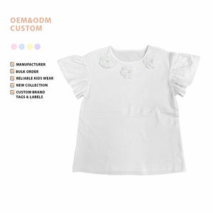 T-shirt da ragazza a maniche corte <span class=keywords><strong>con</strong></span> <span class=keywords><strong>volant</strong></span> sul collo, decorazione floreale 3D <span class=keywords><strong>bianca</strong></span> pura, morbida, delicata sulla pelle e traspirante, direttamente dalla fabbrica. - Product Image 1