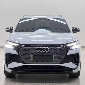 <span class=keywords><strong>Audi</strong></span> Q4 <span class=keywords><strong>E</strong></span>-<span class=keywords><strong>tron</strong></span> 40 SUV électrique d'occasion 2024, longue autonomie, véhicule électrique intelligent, prêt à l'exportation, blanc sur noir - Product Image 1