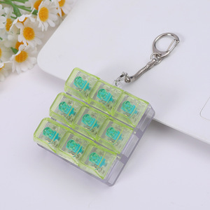 PC Transparent Color Dekompression knopf Kleiner Spielzeug rucksack Kleiderbügel Tasten kappen Schalter Schlüssel bund - Product Image 6