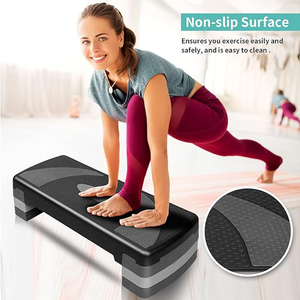 Plate-forme <span class=keywords><strong>de</strong></span> pas aérobie à 3 niveaux antidérapante réglable pour la gymnastique à domicile - Product Image 1