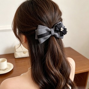Korean style sweet rhinestone floral <b>bow</b> duckbill <b>clip</b> high ponytail vertical <b>clip</b> with a high-end feel and atmospheric effect. - Product Image 4