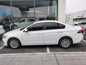 Volkswagen <span class=keywords><strong>Bora</strong></span> 2023 Automático, 5 Plazas, Gasolina, 200 km/h, Volante a la Izquierda, Tracción en las Cuatro Ruedas, Vehículo <span class=keywords><strong>Usado</strong></span> en Venta a Buen <span class=keywords><strong>Precio</strong></span> - Product Image 5