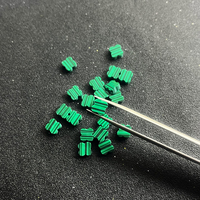 Pierre de malachite verte synthétique de 10x10 mm, prix de gros, pierres précieuses en forme de trèfle à quatre feuilles pour la fabrication de bijoux