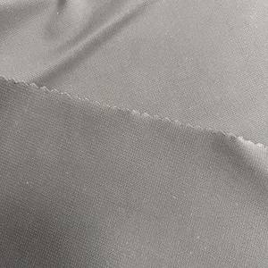 Высококачественная ткань саржевого переплетения (82% полиамид + 18% спандекс), эластичная, антибактериальная, влагоотводящая, в клетку, средней плотности, для пошива одежды, костюмов и спортивной одежды. - Product Image 5