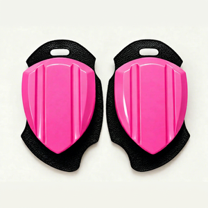 Genouillères roses avec rembourrage noir, protection contre les chocs, universelles, unisexes, utilisables en toutes saisons - Product Image 1