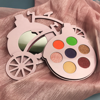 Palette de fards à paupières en forme de carrosse 7 couleurs avec miroir, palette de maquillage pour les yeux pigmentée mate et scintillante