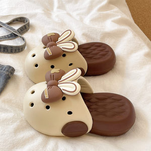 Sabots mignons à oreilles de lapin et nœud de dessin animé, semelle épaisse, chaussures nuages douces, antidérapantes, pantoufles fermées pour femmes, pour l'extérieur en été - Product Image 2