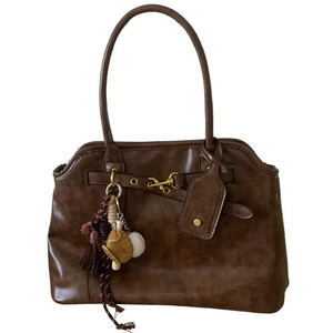 <b>Large</b> Capacity PU Leather Shoulder <b>Bag</b> with Buckle Detail Stylish Design for Shoulder and <b>Crossbody</b> Wear - Product Image 2