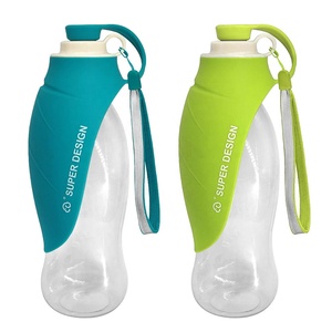 <span class=keywords><strong>Super</strong></span> Design Brand Pets Botella <span class=keywords><strong>de</strong></span> agua Venta al por mayor Dispensador <span class=keywords><strong>de</strong></span> agua portátil para <span class=keywords><strong>mascotas</strong></span> con alimentador para <span class=keywords><strong>mascotas</strong></span> Caminar al aire libre - Product Image 2