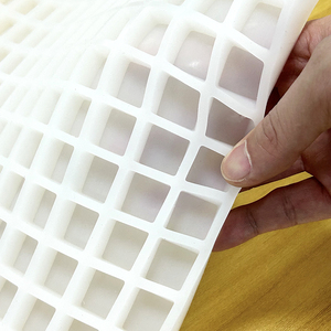 Bandeja de media hoja, 3,5 mL, 225 cavidades, depositador de dulces cuadrados, moldes de goma dulce de silicona suave de mano, herramienta Manual para raspar Fondant - Product Image 5