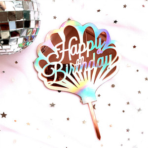 ท็อปเปอร์เค้กอะคริลิคเปลือกหอยสีรุ้งลายฮันนี่แอนด์สวีทเนส ฐานสีโรสโกลด์สองชั้น กระดาษสีเงินเลเซอร์ สุขสันต์วันเกิด - Product Image 5