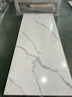 Fabricant chinois de plaques de marbre PVC 1220*2440mm, 3mm 5mm, imperméables et ignifuges, panneaux muraux PVC pour la décoration intérieure commerciale