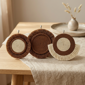 Decoración de Pared de Macramé Hecha a Mano con Cuerda de Algodón Ecológica, Estilo Bohemio, Personalización en Dorado, Acabado Natural para Decoración - Product Image 3