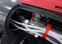 Machine de découpe CNC automatique grande surface avec alimentation automatique, système Ruida, refroidissement par eau, découpe de matériaux non métalliques tels que le contreplaqué et le papier, livraison rapide AI