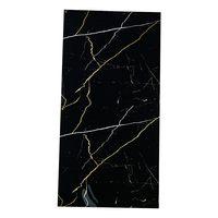 Panneaux muraux en PVC effet marbre brillant flexible 4*8 pieds pour la décoration intérieure