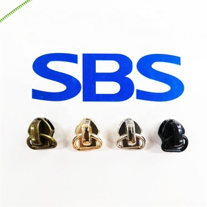 Reversible Nylon <span class=keywords><strong>D</strong></span> khó<span class=keywords><strong>a</strong></span> <span class=keywords><strong>d</strong></span>ây kéo thanh trượt với kim loại SBS 5 # ánh sáng vàng Kẽm hợp kim tự động khó<span class=keywords><strong>a</strong></span> sơn kích thước tùy chỉnh - Product Image 2