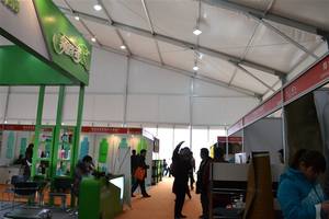 Tentes personnalisées pour 200, 300 ou 500 personnes pour événements, mariages, fêtes ou salons professionnels, chapiteau blanc avec <span class=keywords><strong>structure</strong></span> en aluminium robuste - Product Image 2