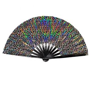 Stock suffisant – Grand éventail en bambou de 33 cm (13 pouces) avec motif laser argenté en PVC, idéal pour les fêtes et les clubs - Product Image 1