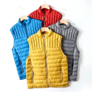 高品質の冬の軽量ダウンジャケットノースリーブメンズジレフグパッド入りベストさまざまな色カスタムデザインブランドロゴ