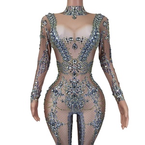 Body de manga larga brillante con diamantes de imitación, traje de actuación de Festival, <span class=keywords><strong>mono</strong></span> de <span class=keywords><strong>talla</strong></span> <span class=keywords><strong>grande</strong></span> con diamantes sexis para mujer, <span class=keywords><strong>mono</strong></span> de <span class=keywords><strong>fiesta</strong></span> para mujer - Product Image 4