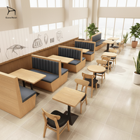 Ensemble de table et de chaises de qualité supérieure du fabricant, coussin en cuir confortable, robuste et durable pour les restaurants et les cafés