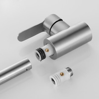 Échantillon Gratuit Robinet de Cuisine Moderne Pivotant en Acier Inoxydable 304 Monocommande Brossé pour Évier, Montage sur Plan en Céramique 5
