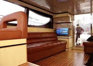 Yacht de luxe en fibre de verre de 45 pieds - Product Image 3