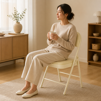 Chaise pliante moderne rembourrée en crème, revêtement en cuir PU, structure en métal pour salle à manger, bureau, maison, mobilier de bureau