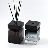 Flacon diffuseur de parfum carré en verre transparent noir de luxe de 50 ml, 100 ml, 200 ml avec bouchon en bois pour diffuseur à bâtonnets