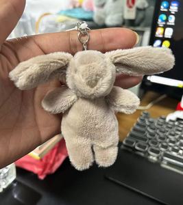 Vente en gros de <span class=keywords><strong>lapin</strong></span> en peluche mignon porte-clés porte-clés pendentif de sac portable en fourrure <span class=keywords><strong>pour</strong></span> femmes - Product Image 5
