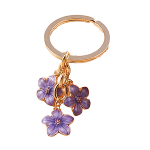 QYS Llavero de aleación de zinc con flor de cerezo esmaltada, hecho a mano, colgante para bolso, llavero de metal, regalo - Product Image 1