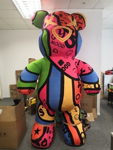 2/2ตัวละครการ์ตูนเป่าลมขนาด6เมตร, ชุดมาสคอตหมีมืดมนสีผสมสำหรับงานปาร์ตี้ที่สนุกสนาน - Product Image 1