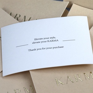 Tarjetas de Invitación de Terciopelo Personalizadas con Impresión en Dorado, Sobres de Terciopelo con Acabado Brillante Autoadhesivo, Tarjeta Elegante - Product Image 5