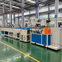 Ligne d'extrusion de profilés en plastique, extrudeuse de profilés en caoutchouc, machine de production pour bandes, tubes et tuyaux
